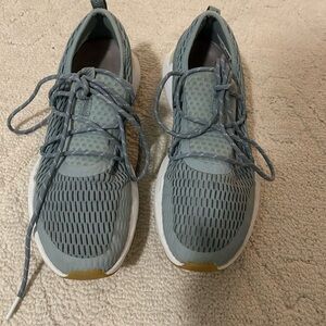WOMENS SOREL KINETIC SNEAKERS